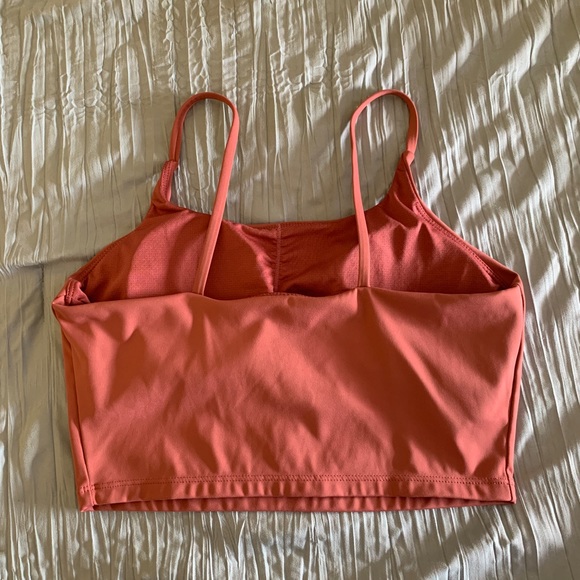 Workout Top - Picture 2 of 3